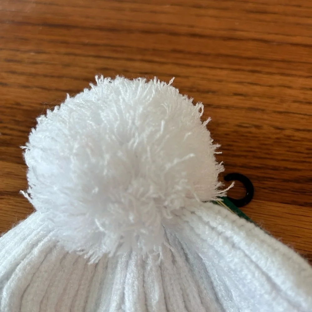 ❤️5 For $20❤️ White Legacy Girls Beanie with a  Pom Pom Patch Snow Flake   NWT